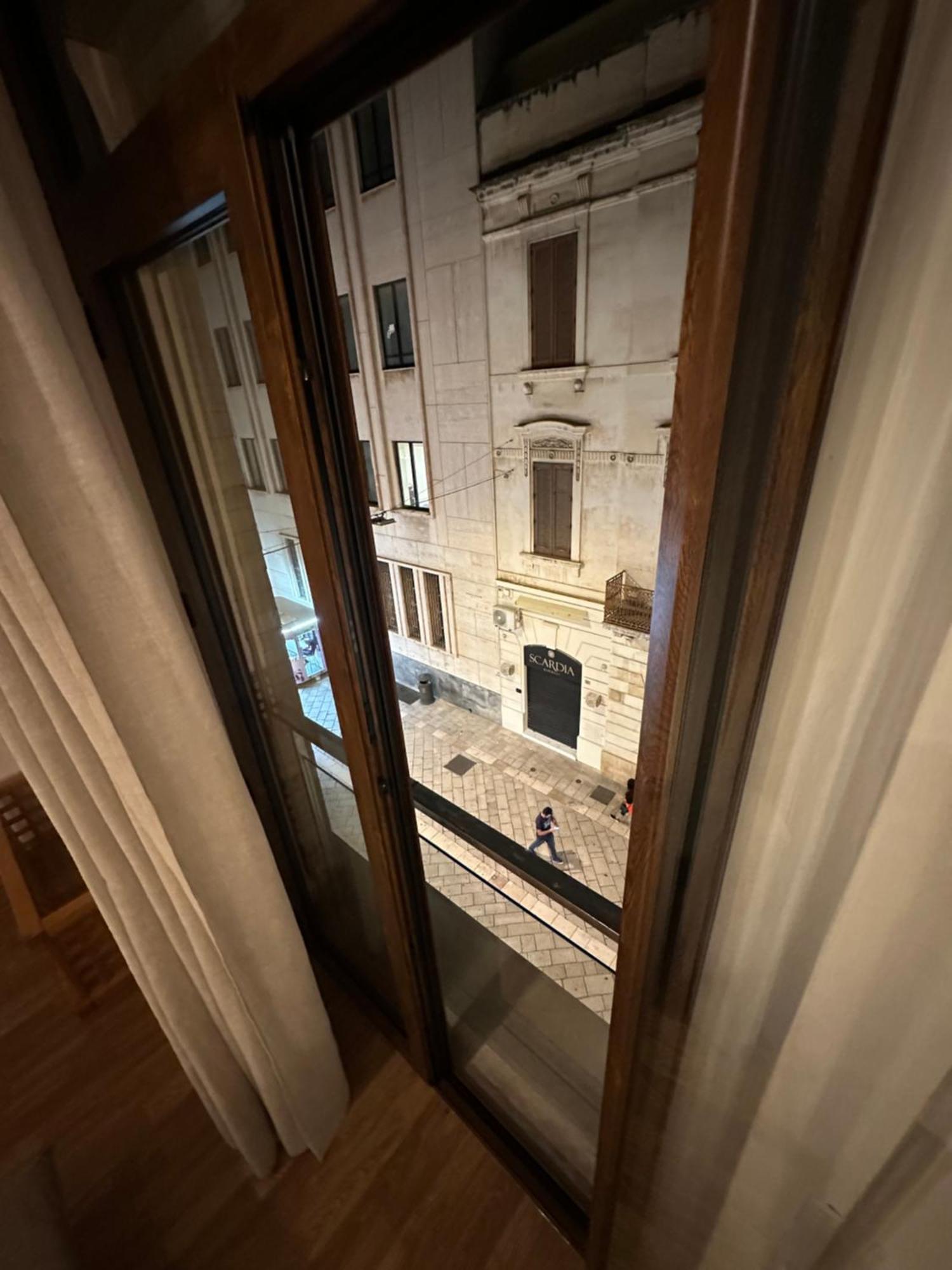 B&B Degli Artisti Suite Лечче Экстерьер фото