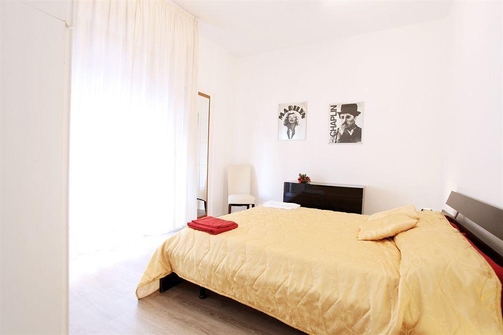 B&B Degli Artisti Suite Лечче Экстерьер фото